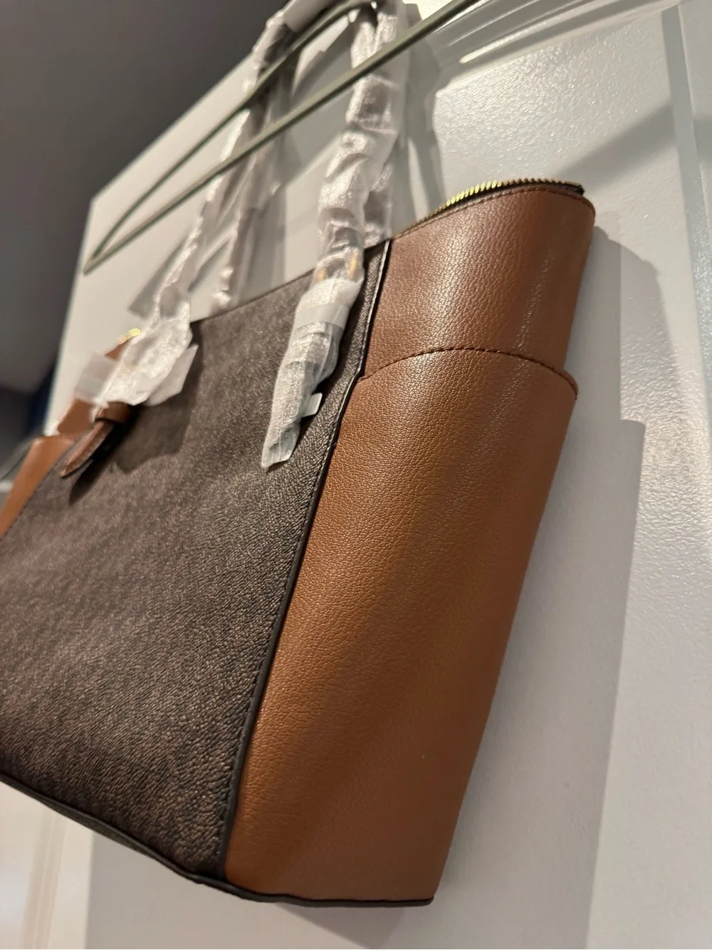 MICHAEL Michael Kors signature logo